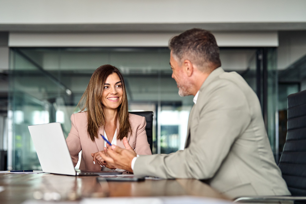 Fractional CFO in Sydney Consulting with a client
